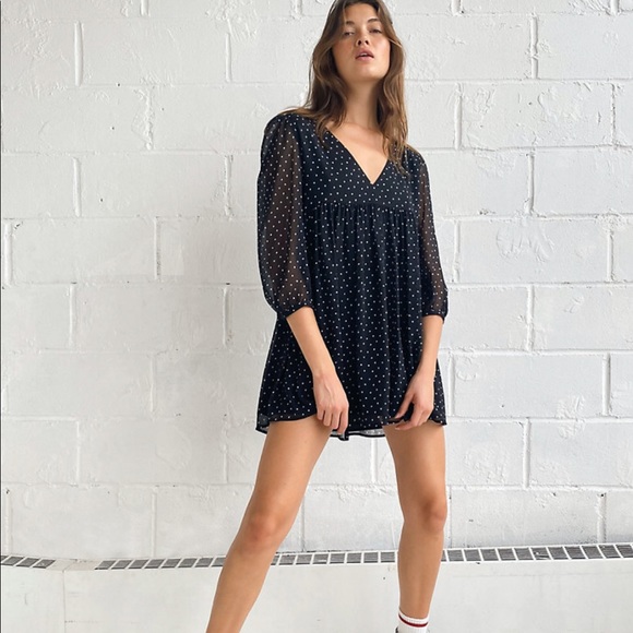 Aritzia Dresses & Skirts - Aritzia Sunday best JINX dress